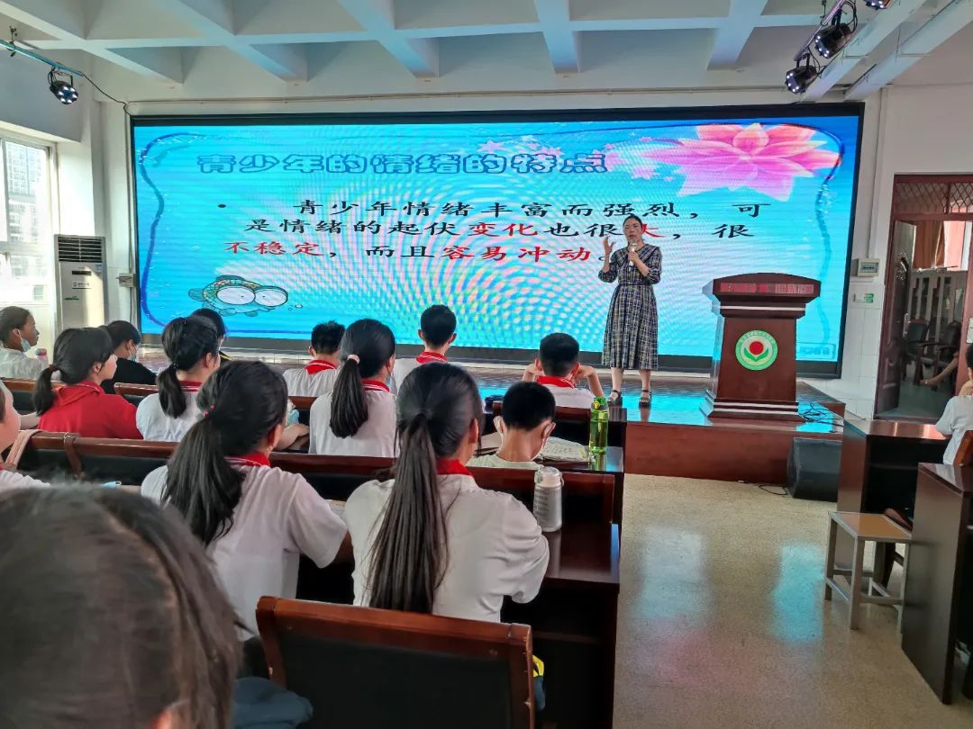 健身器材展厅_全国健身器材之乡_建国大业健身器材