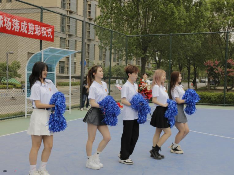 足球场球员进医院规则_足球队员规则_足球队员进球