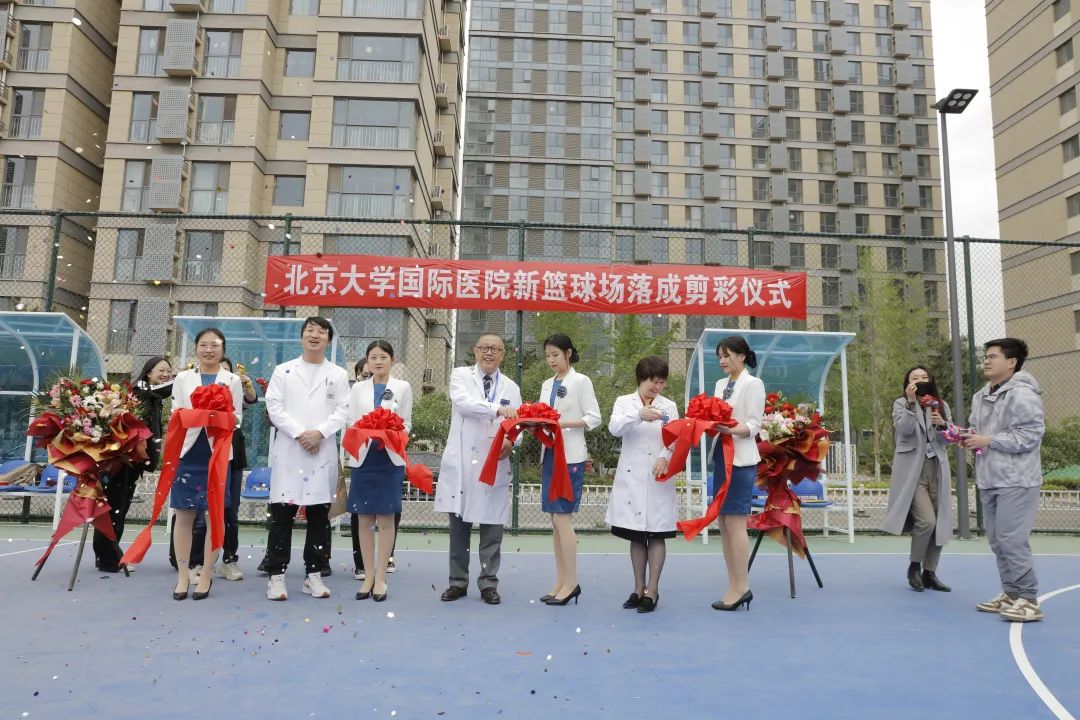 足球场球员进医院规则_足球队员规则_足球队员进球
