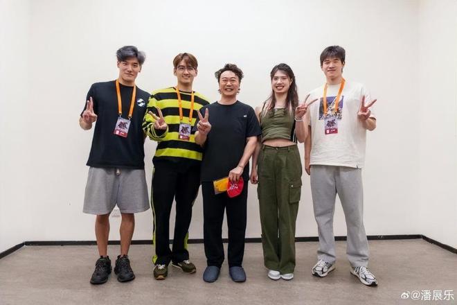姓游泳奥运冠军陈有哪些人_姓陈的奥运游泳冠军有哪些_姓陈的游泳运动员