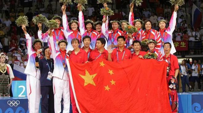 姓游泳奥运冠军陈有哪些人_姓陈的奥运游泳冠军有哪些_女子游泳世界冠军陈
