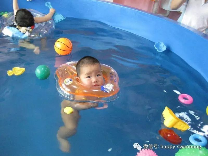 游泳婴儿大全技巧图解_婴儿游泳技巧大全_游泳婴儿大全技巧和方法