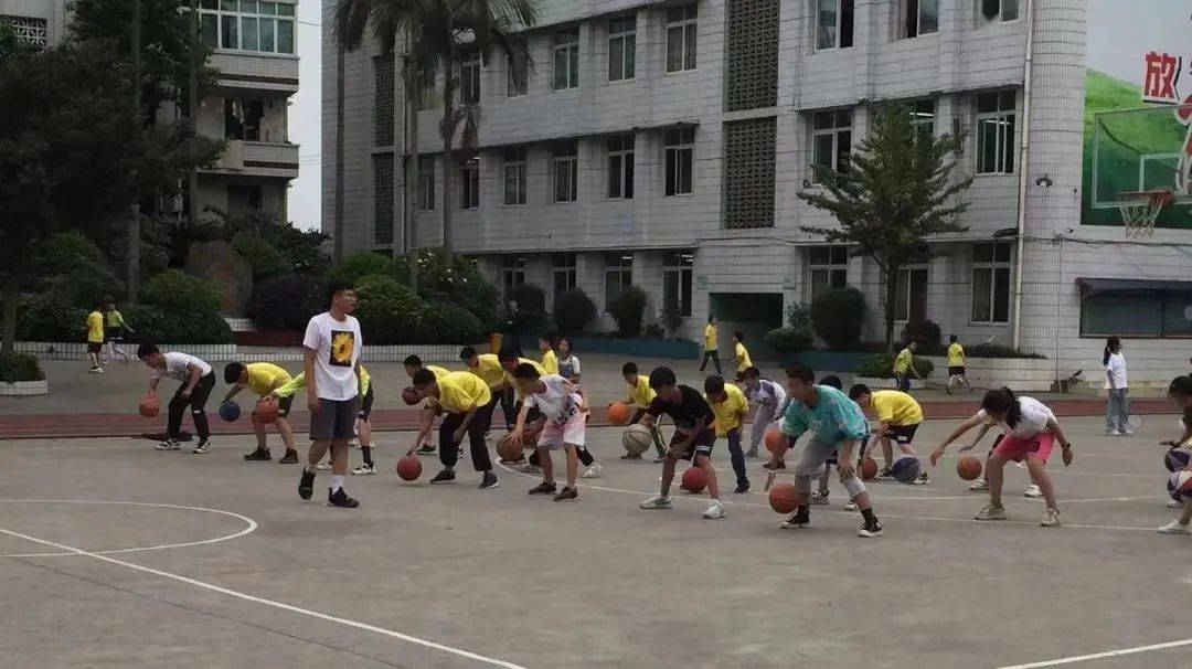姚基金小学生篮球赛规则_2018姚基金小学篮球赛_篮球比赛规则小学生