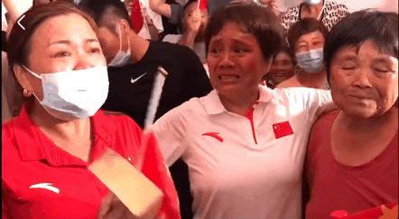 国外超火健身视频_外国室内健身视频_外国健身房运动视频