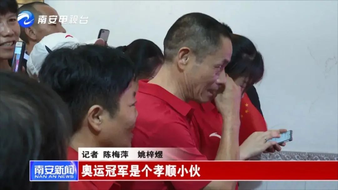 外国健身房运动视频_国外超火健身视频_外国室内健身视频