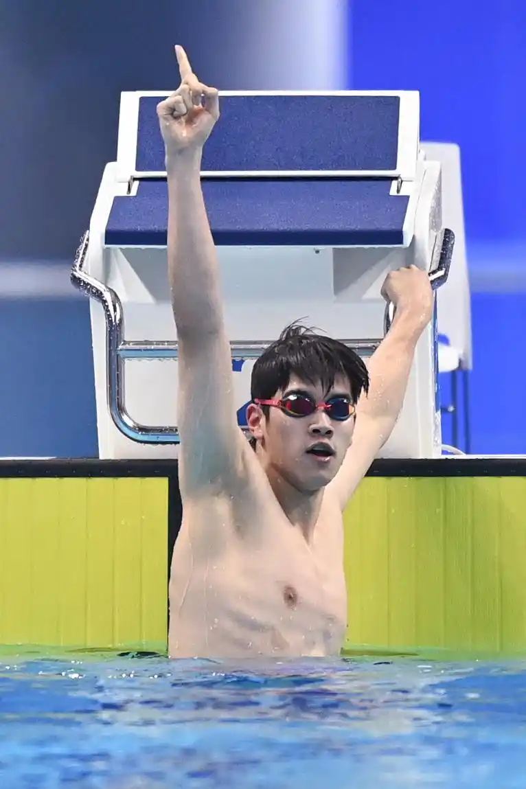 杭州冠军赛游泳100米自由泳_4ⅹ2oo米游泳比赛视频_女子4×200米游泳决赛视频