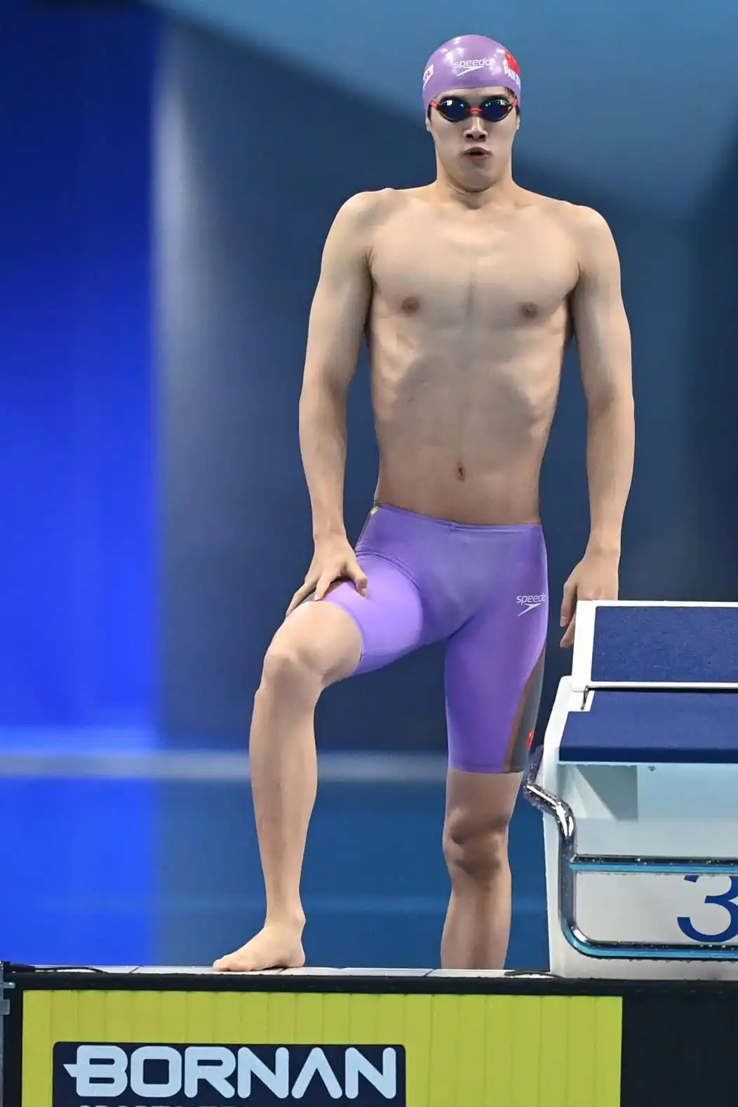 4ⅹ2oo米游泳比赛视频_杭州冠军赛游泳100米自由泳_女子4×200米游泳决赛视频