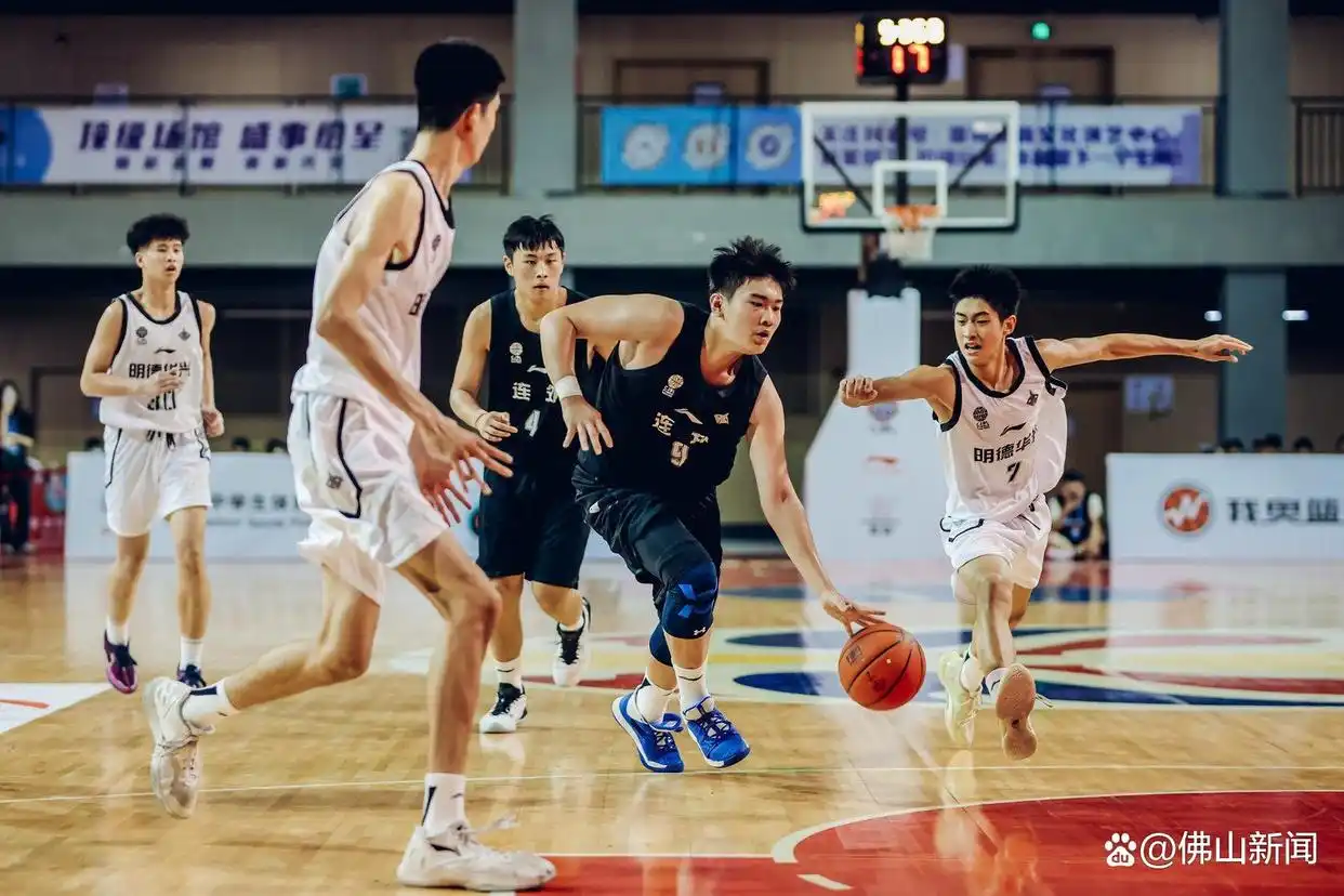 鹿邑篮球高中联赛冠军是谁_高中篮球全国冠军_河南高中篮球联赛