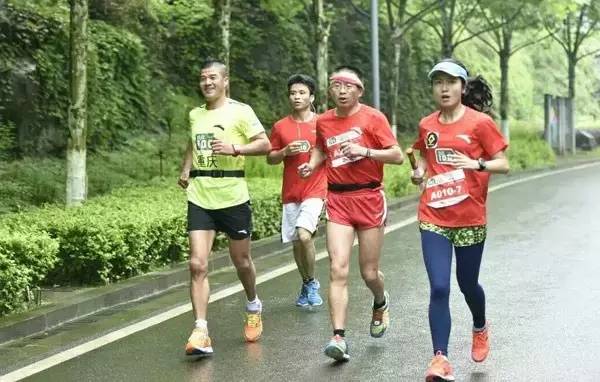 马拉松朋友圈配图文字_跑马拉松朋友圈_马拉松朋友圈说说