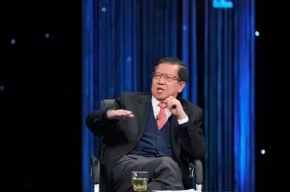 英语足球俱乐部_足球俱乐部有哪些规则英文_足球英文俱乐部规则有几种